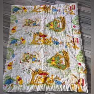 VINTAGE SEARS WINNIE THE POOH Quilt Baby Blanket Hundred Acres Wood Crib